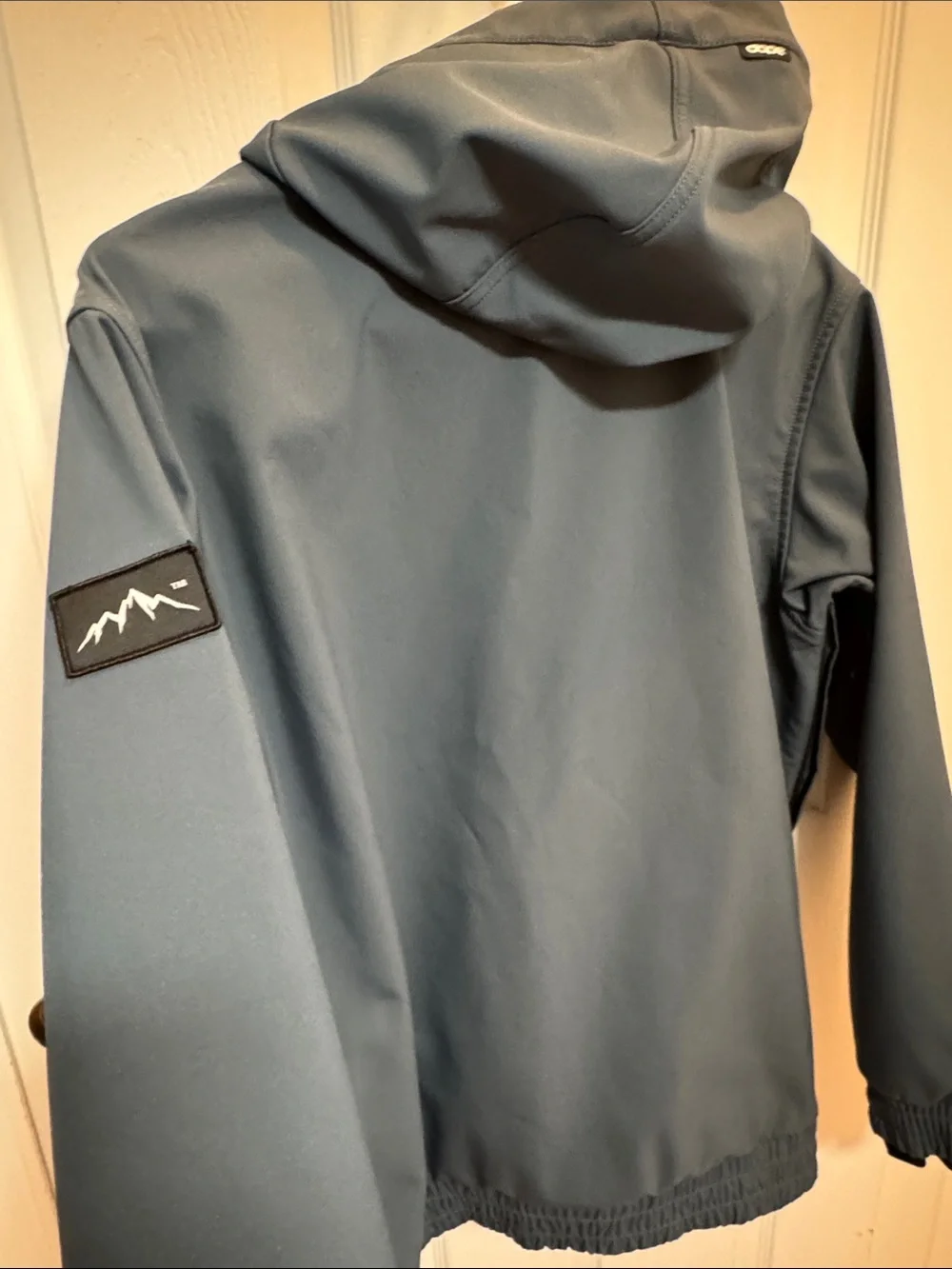 DOPE Hooded Pullover SKI Jacket in Slate Gray with Black Logo - Picture 3 of 7